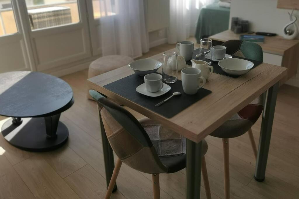 Appartamento Le Stoubenn, Raffine Et Chaleureux Concarneau Esterno foto